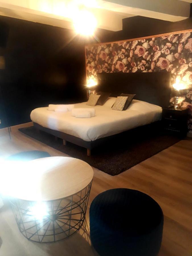 Hotel Renaissance Martigues Buitenkant foto